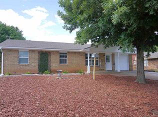 207 E Tower Ave, Perry, OK 73077