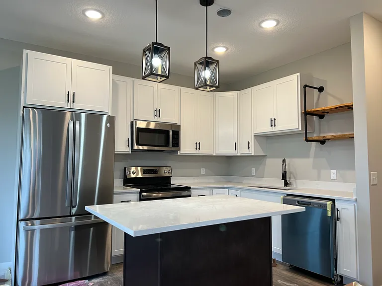 7786 Lachman Ave NE — Photo 4