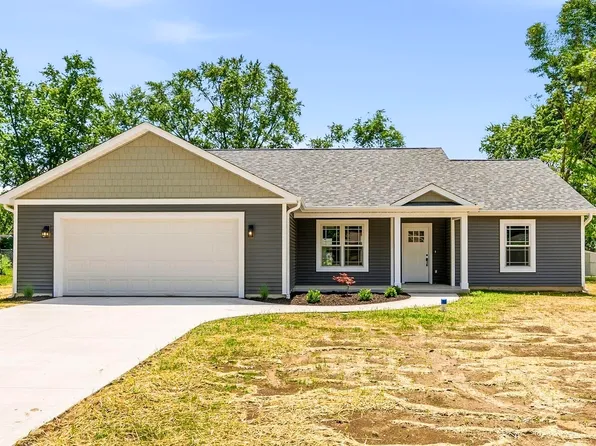 30358 Lantern Ln, Elkhart, IN 46514