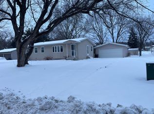 2705 15th St SE, Rochester, MN 55904