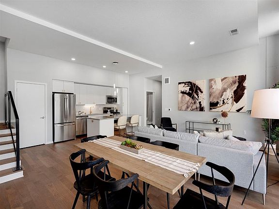 4th image of 721 N 3rd St #4641545