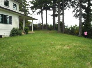 66320 E Bay Rd, North Bend, OR 97459