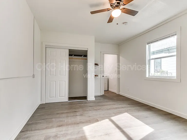 1812 W Noble Ave — Photo 54