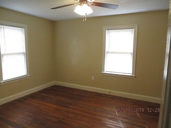 3rd image of 1633 S 15th St