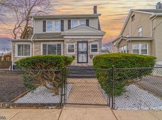 12 Grumman Ave, Newark, NJ 07112
