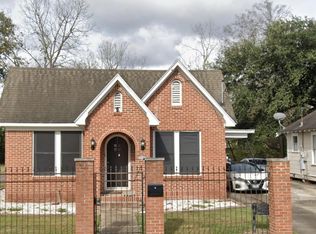2560 McFaddin St, Beaumont, TX 77702