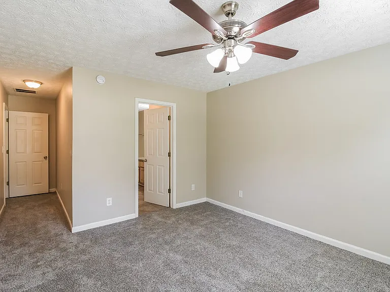 60 Hunters Ridge Ct — Photo 10