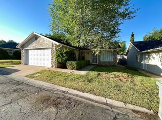 1040 N 1300 W APT 8, St George, UT 84770