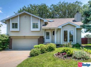 7825 S 70th St, La Vista, NE 68128