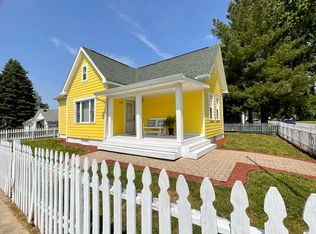 502 Forest Ave, Greenwood, IN 46143