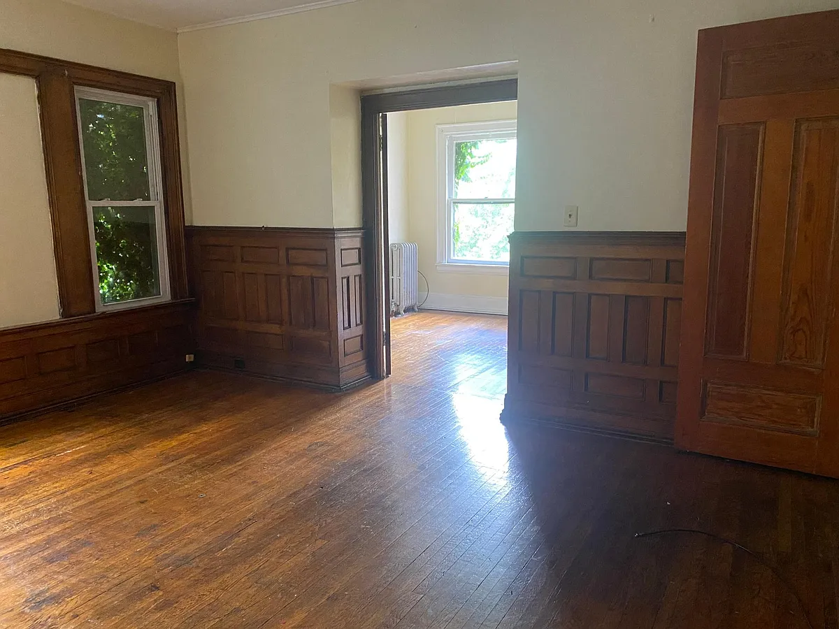Building Photo - 409 Richmond Ave #3B