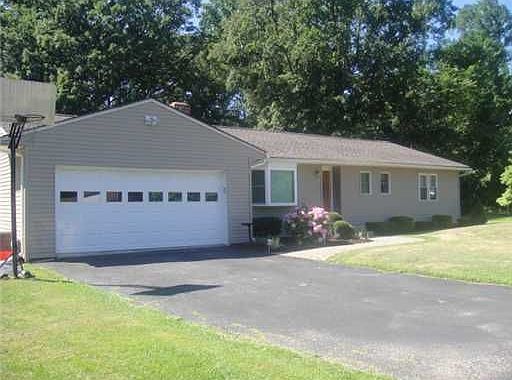 1st image of 20 Garden Dr