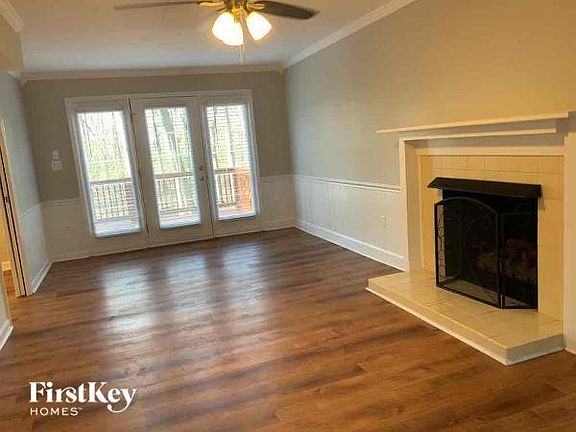 2nd image of 7625 Summerwood Ln