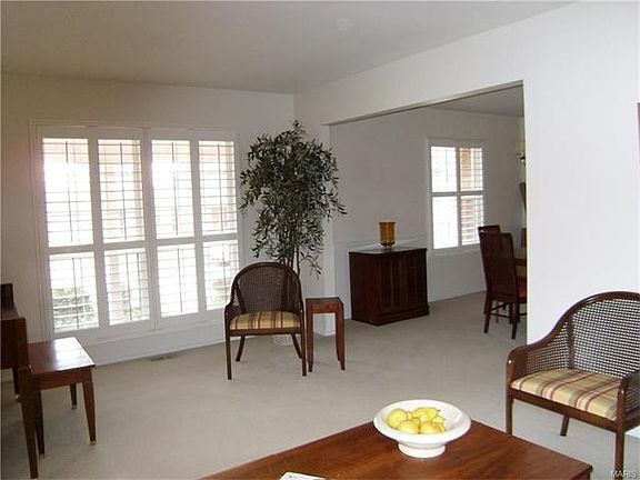 4th image of 12143 Swan Lake Dr