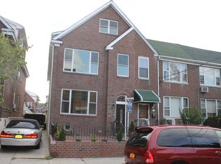 2833 48th St, Astoria, NY 11103