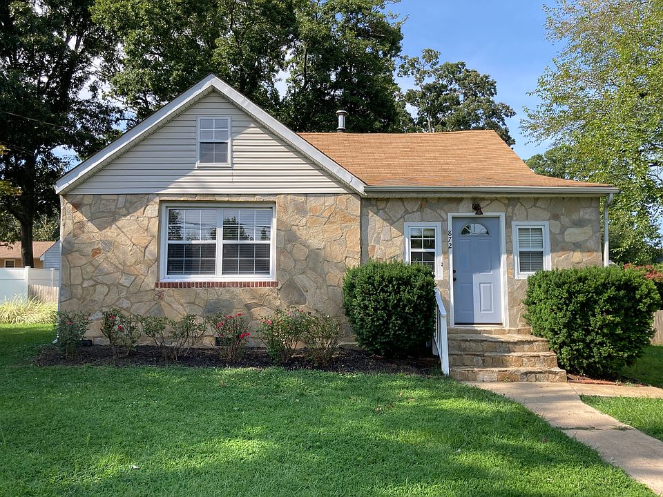 Exterior Street View