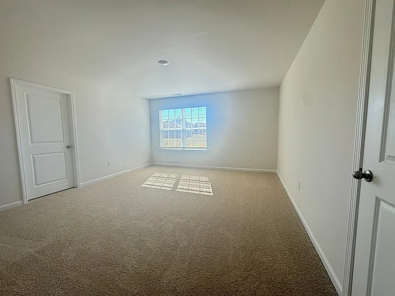 210 Palm Dr — Photo 14