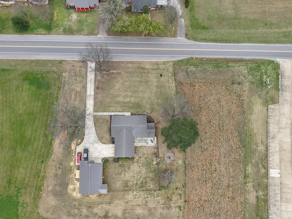 809 4th Ave SW, Red Bay, AL 35582