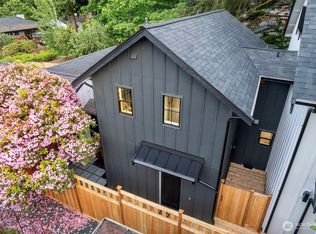 11548 22nd Ave NE #B, Seattle, WA 98125