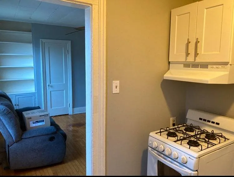 1 bed, 1.0 bath, $1,200 — Photo 4