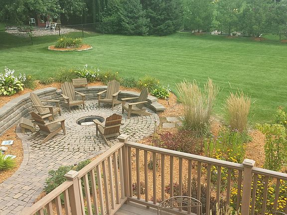 3rd image of 8581 Mission Hills Ln