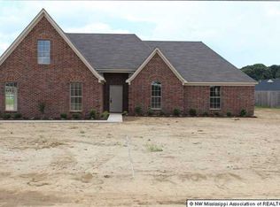 2425 Rasco Rd, Southaven, MS 38671