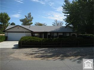 12227 Snapping Turtle Rd, Apple Valley, CA 92308