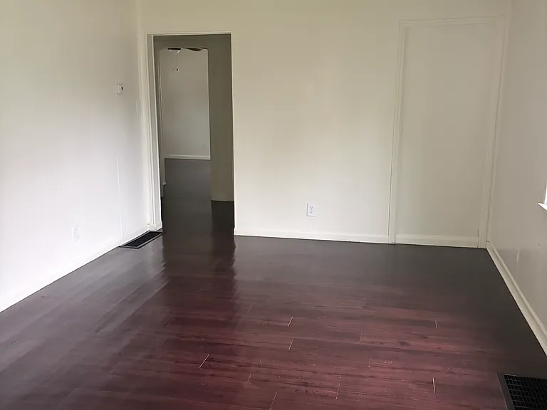 6481 Betts Ave — Photo 3