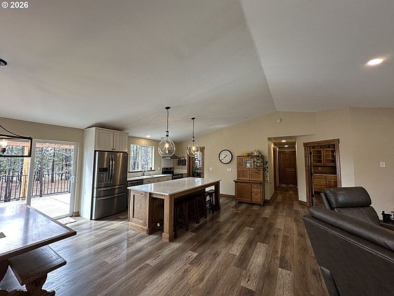 4th image of 457 McNickols Rd