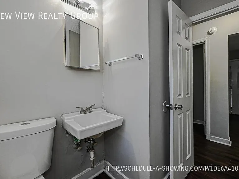 1900 Lasalle St #2 — Photo 14