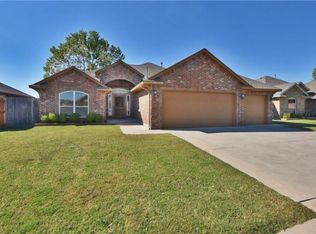 3301 Marilyn Dr, Moore, OK 73160