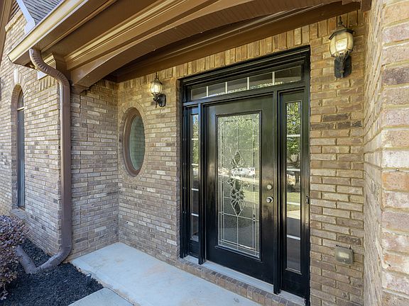 3rd image of 7280 Bluewater Ln