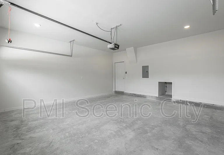 1904 Cypress Ln — Photo 23