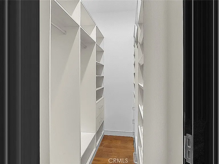 2119 Grant Ave #B — Photo 13