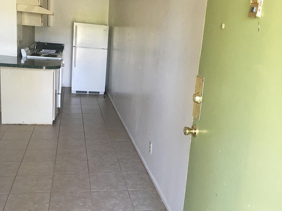 Entrance to the Apt., with small kitchen