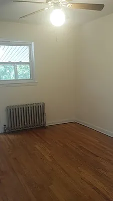 Rented by Astoria Realty | media 14