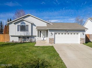 2639 W Blueberry Cir, Hayden Lake, ID 83835