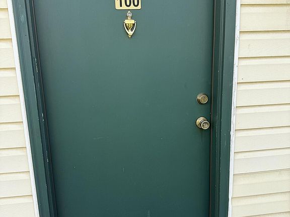 3rd image of 900 Mountain Creek Rd APT 100