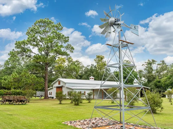 771 Railroad Ave, Defuniak Springs, FL 32433