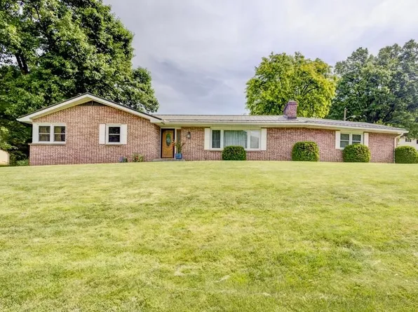 205 Marita Dr, Mount Vernon, OH 43050