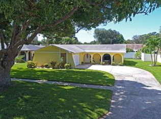 9026 Ridge Rd, Seminole, FL 33772