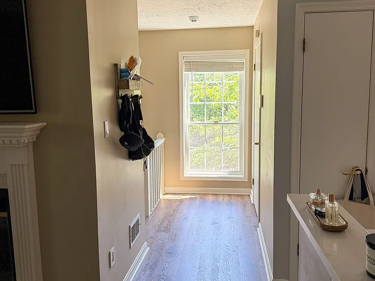 9937 Oakton Terrace Rd — Photo 5