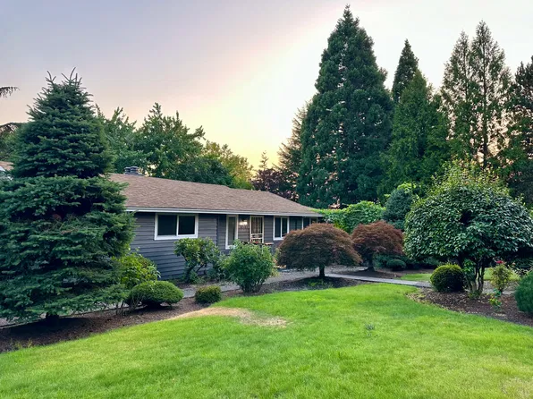 10681 SE Stevens Way, Happy Valley, OR 97086
