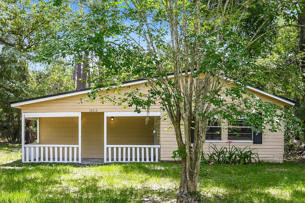 2 bed, 1.0 bath, 1185 sqft, $1,190 — Photo 1