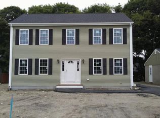 3 Kempton St, Fall River, MA 02724