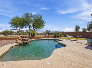 863 E Mule Train Trl, San Tan Valley, AZ 85143