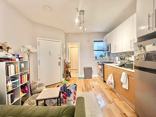 Rented by Doorway NYC, LLC | media 5