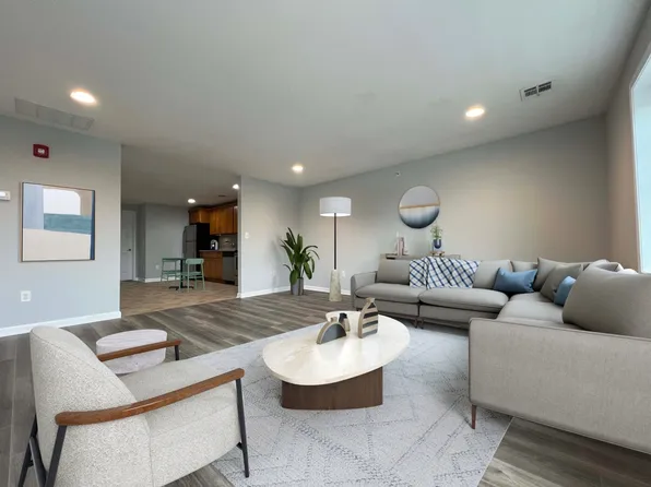 Village Green At Annandale, 9 Main St #9395cbb70, Annandale, NJ 08801