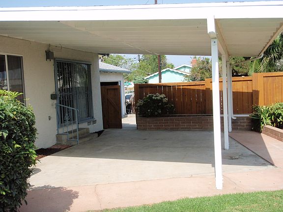 5th image of 8740 Encino Ave