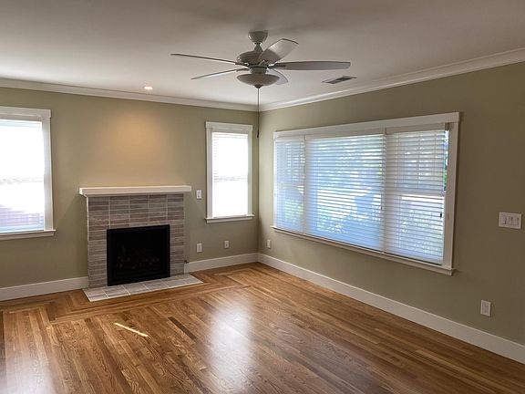 2nd image of 220 Caldwell Ave